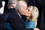 Президент США Джо Байден и его жена Джилл на&nbsp;церемонии инаугурации, 20&nbsp;января 2021&nbsp;года