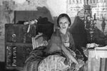 В 1910 году Павлова основала в Лондоне свою балетную труппу для исполнения классических номеров. С ней артистка отправилась в кругосветное гастрольное путешествие. Первое выступление труппы состоялось в Нью-Йорке 16 февраля 1910 года
