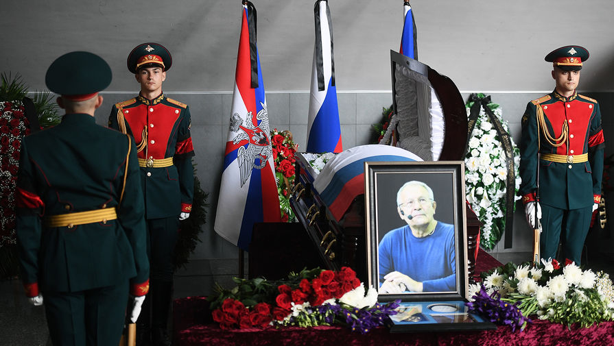 Во время церемонии прощания с&nbsp;борцом Александром Иваницким в&nbsp;легкоатлетическо-футбольном комплексе ЦСКА на&nbsp;Ленинградском проспекте в&nbsp;Москве, 29 июля 2020 года