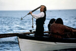 <b>«Моби Дик» (1998, мини-сериал)</b>
<br><br>
В экранизации романа Германа Мелвилла Патрик Стюарт исполнил роль мрачного и загадочного капитана судна «Пекод» Ахава. Того самого, который заставил всю команду искать в море гигантского белого кита — Моби Дика.