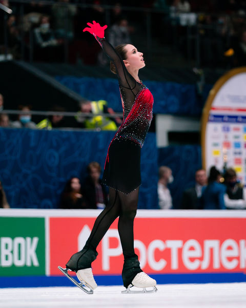 Камила Валиева выступает в&nbsp;произвольной программе на&nbsp;чемпионате России &mdash; 2022