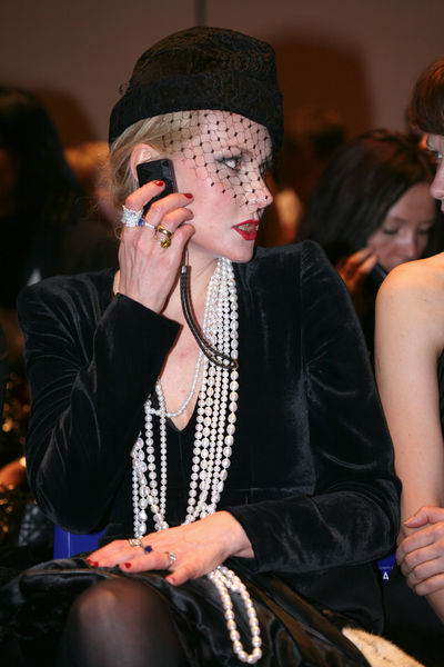 Рената Литвинова на&nbsp;показе коллекции дизайнера Елены Супрун в&nbsp;рамках Russian Fashion Week, 2008&nbsp;год