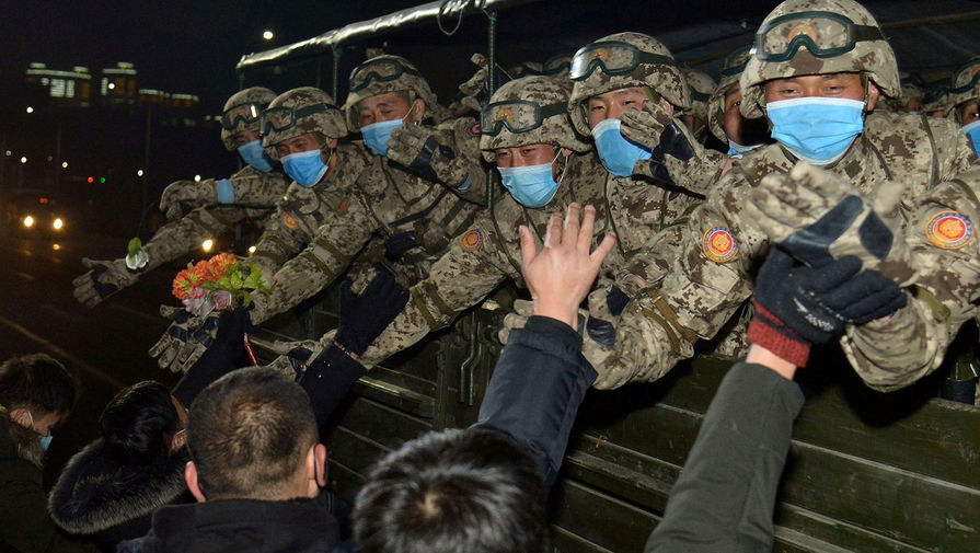 Во время военного парада по&nbsp;случаю VIII съезда Трудовой партии Северной Кореи, Пхеньян, 15&nbsp;января 2021&nbsp;года