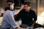 <b>«Кое-что о Генри» (1991) </b>
<br><br>
Новое сотрудничество Форда с Майком Николсом. На этот раз актер сыграл преуспевающего, но неспособного любить адвоката, который в одночасье теряет все: карьеру, здоровье и уверенность в собственной правоте. Герою предстоит заново узнать себя и свою семью, которую до этого он бесцеремонно эксплуатировал ради личной выгоды.
