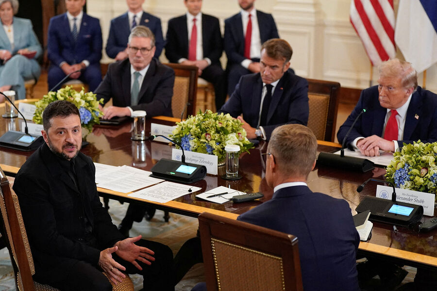 Президент Украины Владимир Зеленский во время переговоров с&nbsp;участием европейских лидеров в&nbsp;Белом доме, США, 18&nbsp;августа 2025&nbsp;года