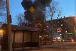 Пожар после падения истребителя Су-30 на двухэтажный дом в Иркутске, 23 октября 2022 года