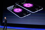 Тим Кук во время презентации Apple