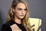 Кара Делевинь на церемонии вручения наград премии MTV Movie Awards
