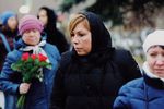 Пиар-директор Юлии Началовой Анна Исаева во время церемонии прощания с певицей на Троекуровском кладбище, 21 марта 2019 года