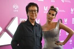 Участники группы «А-Студио» Владимир Миклошич и Кети Топурия на дне рождения телеканала «МУЗ-ТВ» в Государственном Кремлевском Дворце, 12 октября 2024 года 