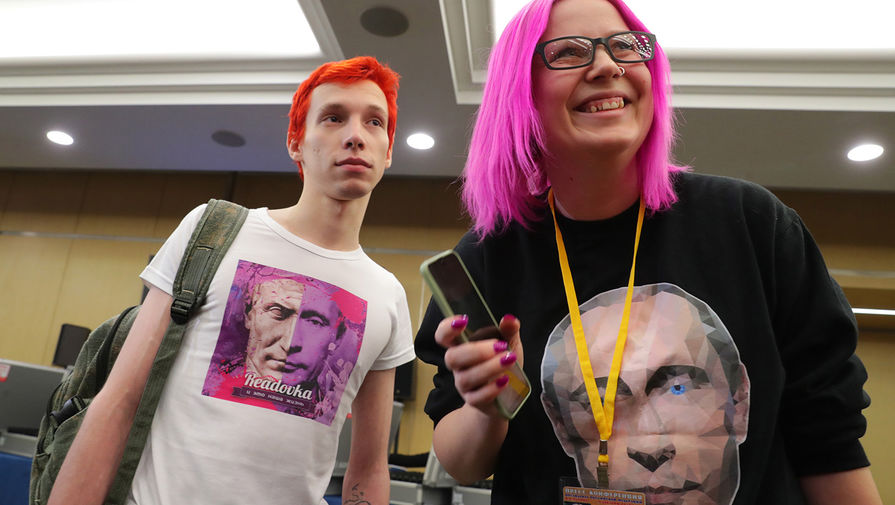 Перед&nbsp;большой пресс-конференцией президента России Владимира Путина в&nbsp;Центре международной торговли в&nbsp;Москве, 19 декабря 2019 года