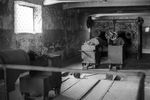 Первый концлагерь был создан в окрестностях городка Освенцим в апреле 1940 года по приказу рейхсфюрера СС Генриха Гиммлера