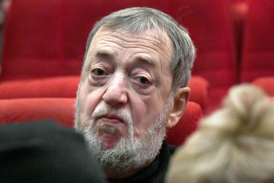 Режиссер Павел Лунгин на&nbsp;церемонии прощания с&nbsp;режиссером Вадимом Абдрашитовым, 16&nbsp;февраля 2023&nbsp;года