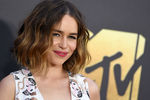Эмилия Кларк на церемонии вручения наград премии MTV Movie Awards
