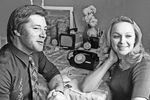 В 1978 году Жариков и его коллега (и супруга в жизни) по сериалу «Рожденная революцией» Наталья Гвоздикова были удостоены Государственной премии СССР. Звание народного артиста России актер получил в 1989 году, а в 1996-м был награжден орденом Почета.
