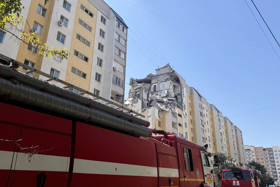 Последствия взрыва бытового газа в&nbsp;подъезде 10-этажного жилого дома в&nbsp;Саратове, 25&nbsp;июля 2025&nbsp;года