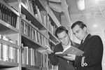 В судовой библиотеке атомохода «Ленин» во время первой арктической навигации, 1960 год