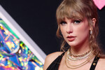 Певица Тейлор Свифт на церемонии вручения наград MTV Video Music Awards 2023, 13 сентября 2023 года 