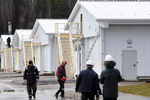 Рабочие на&nbsp;территории инфекционного центра в&nbsp;Новой Москве, 17 апреля 2020 года