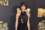 Лиззи Каплан на церемонии вручения наград премии MTV Movie Awards
