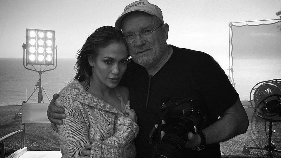 Певица Дженнифер Лопес и фотограф Петер Линдберг
