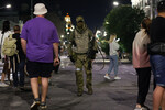 Боец ЧВК «Вагнер» на улице города, 24 июня 2023 года