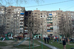 Последствия попадания БПЛА в жилой многоквартирный дом, Курск, 15 апреля 2025 года