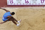 Российский прыгун Люк Адамас вышел в финал с шестым результатом