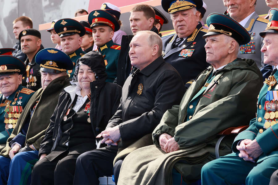 Президент РФ Владимир Путин во время парада, посвященного 77-й годовщине Победы в&nbsp;Великой Отечественной войне, 9&nbsp;мая 2022&nbsp;года