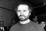 Джанни Версаче с наградой после показа в Милане, 1984 год