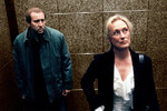 <b>«Адаптация», 2002</b>
<br><br>
Метатрагикомедия Спайка Джонса по сценарию Чарли Кауфмана (точнее, Чарли Кауфмана и Дональда Кауфмана), в которой Николас Кейдж играет Чарли Кауфмана, пытающегося написать сценарий по мотивам книги Сьюзан Орлеан (ее саму на экране изображает Мерил Стрип) «Похититель орхидей», а заодно и выдуманного близнеца Кауфмана — Дональда (лента посвящена его светлой памяти). Вторая — и пока что последняя — номинация на «Оскар» в карьере Кейджа.