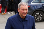 Президент Федерации хоккея России и член исполнительного комитета ОКР Владислав Третьяк на церемонии прощания с модельером Валентином Юдашкиным в похоронном доме «Троекурово», 6 мая 2023 года