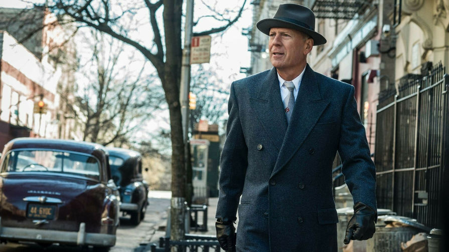 Брюс Уиллис в фильме «Сиротский Бруклин» (2019)
