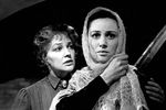 Ирина Скобцева и Татьяна Конюхова в фильме «Заре навстречу», 1959 год