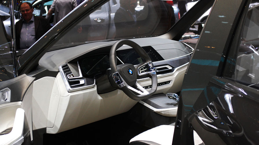 Интерьер BMW X7 iPerformance Concept