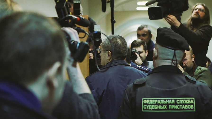 Бывший министр экономического развития Алексей Улюкаев в&nbsp;Басманном суде Москвы, 10 января 2017 года