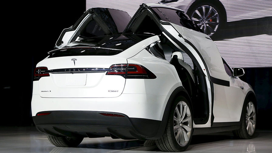 Премьера Tesla Model X