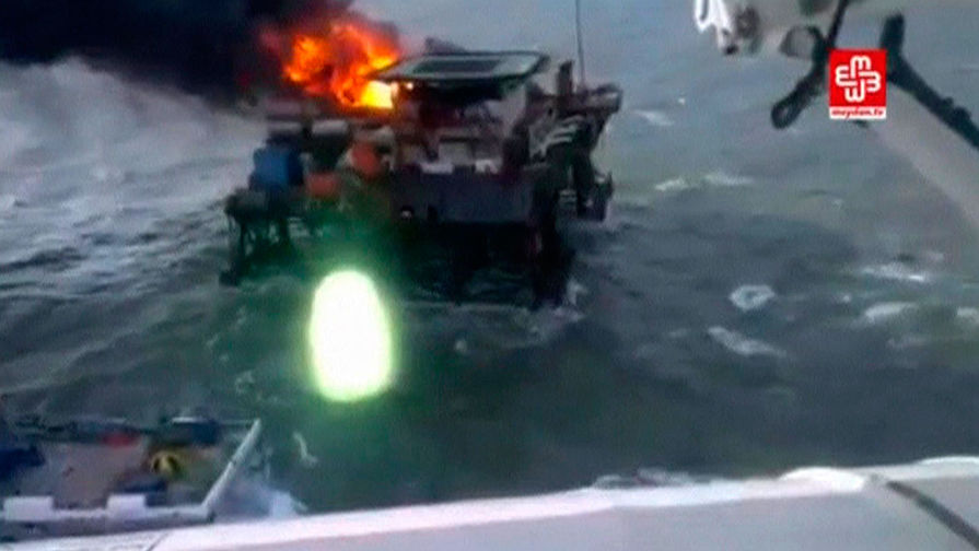 Пожар на&nbsp;платформе «Гюнешли» в&nbsp;Каспийском море