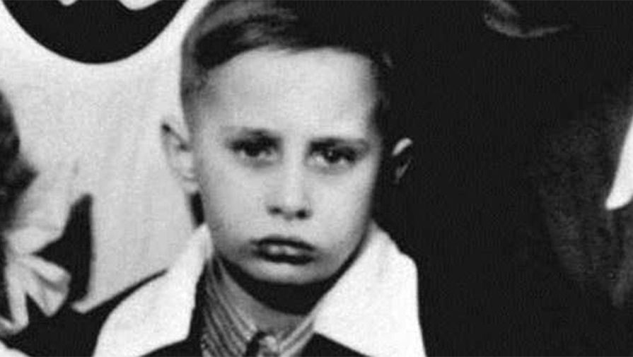 Владимир Путин в&nbsp;детстве