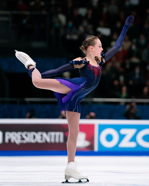 Анастасия Зинина выступает в&nbsp;произвольной программе на&nbsp;чемпионате России &mdash; 2022