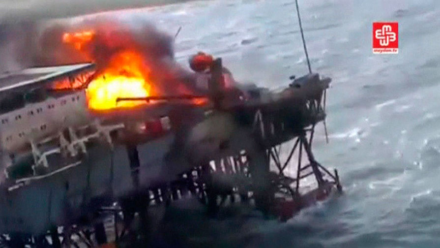 Пожар на&nbsp;платформе «Гюнешли» в&nbsp;Каспийском море