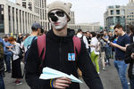 Участники митинга в поддержку мессенджера Telegram на проспекте Сахарова в Москве, 30 апреля 2018 года