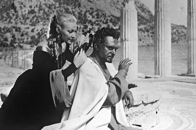 Ирина Скобцева и Сергей Бондарчук в&nbsp;фильме &laquo;Отелло&raquo;, 1956 год