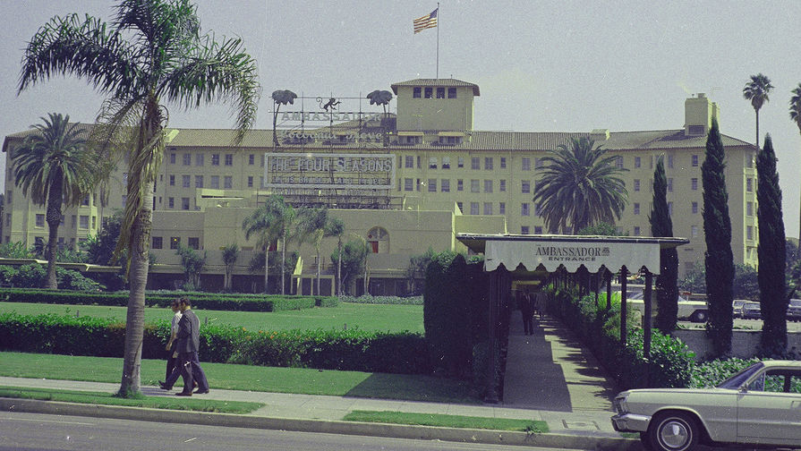Отель &laquo;Амбассадор&raquo; в&nbsp;Лос-Анджелесе, где был убит сенатор Роберт Кеннеди, в&nbsp;июне 1968 года