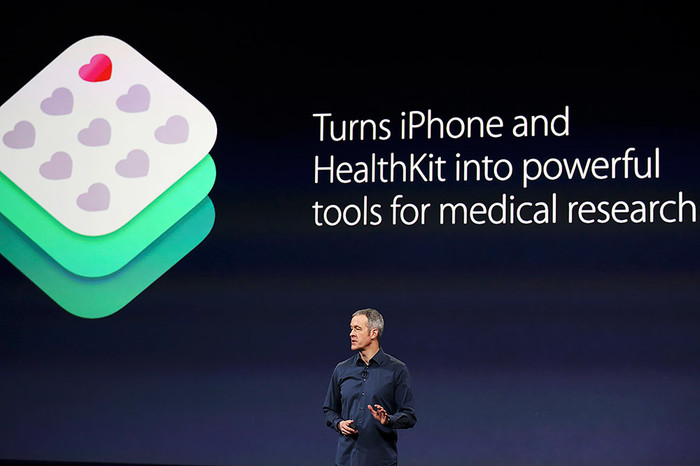 Джеф Уильямс во время презентации Apple