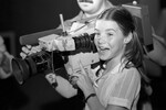 Американская школьница Саманта Смит во время встречи с советскими и иностранными журналистами в аэропорту «Шереметьево» в Москве, 21 июля 1983 года