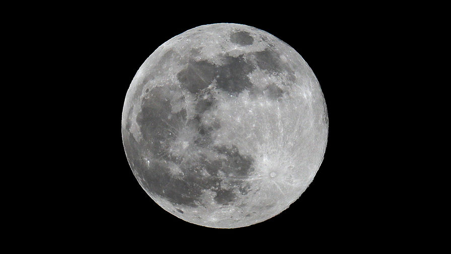 Суперлуние в Москве, 19 февраля 2019 года