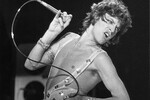 Мик Джаггер во время выступления, 1973 год
