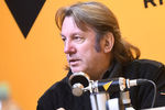 Музыкант и композитор Юрий Лоза во время интервью, 2019 год 