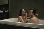 <b>«Последняя любовь на Земле» (2011)</b>
<br><br>
Партнером Евы Грин в научно-фантастической мелодраме стал Юэн Макгрегор. Он сыграл шеф-повара, она — эпидемиолога. У пары завязывается роман на фоне странной пандемии: людям по всему миру начинают отказывать органы чувств — они перестают ощущать запахи и вкусы, затем теряют слух и зрение.
